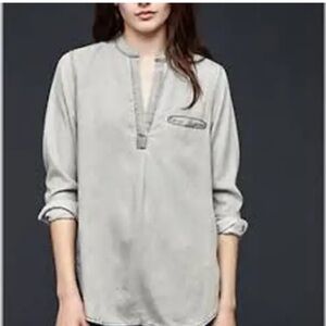 GAP Long Sleeve Top